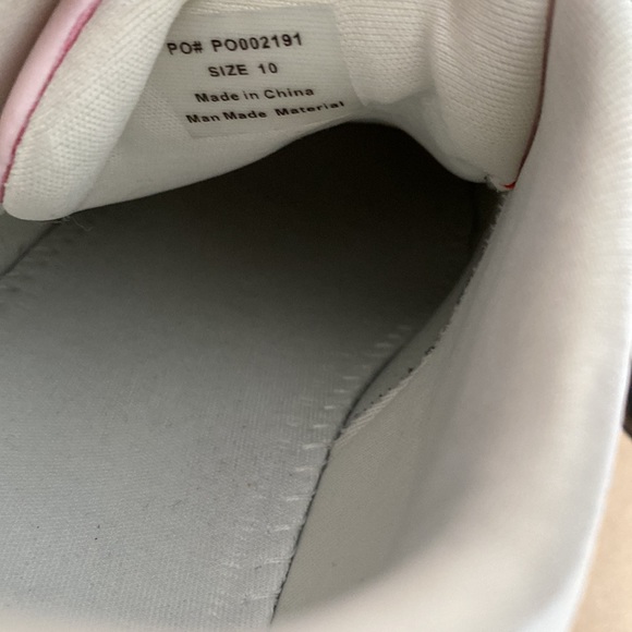 Star Sneakers. Pink/White/Black with Leopard Stars. Size 10 - Picture 6 of 7